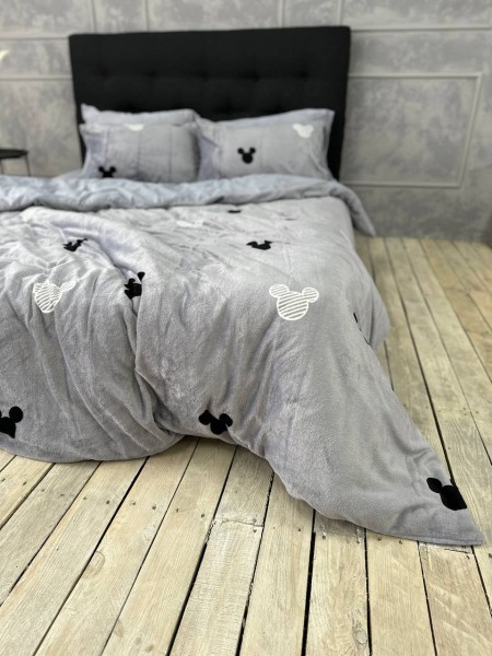 Плюшевое постельное белье (велюровое) Микки с 4 наволочками