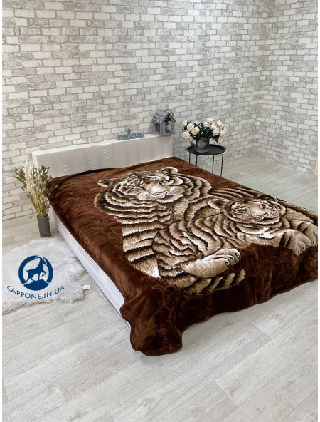 Плед на кровать стриженный  Тигрица с тигренком 200х240 3,5 кг