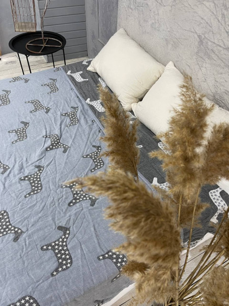 Плед муслиновый (махровое покрывало на кровать) Лошадка синий