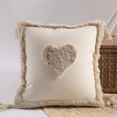 Купить Декоративная подушка Пухнасте Серце недорого
