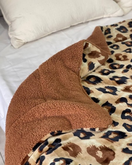 Одеяло из микрофибры Ягуар