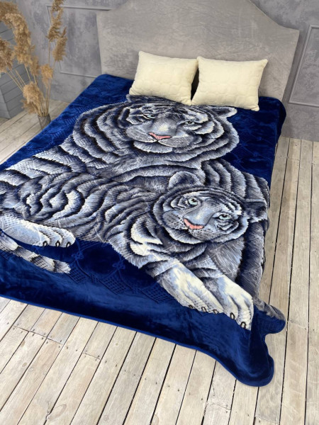 Плед на ліжко стрижений 3,5 кг Тигри на синьому 200х240