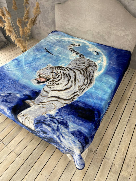 Плед на диван гладкий Тигр на воде *