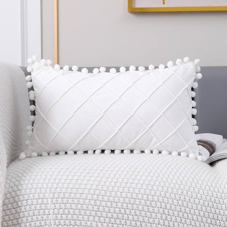 Декоративна подушка з помпонами, біла