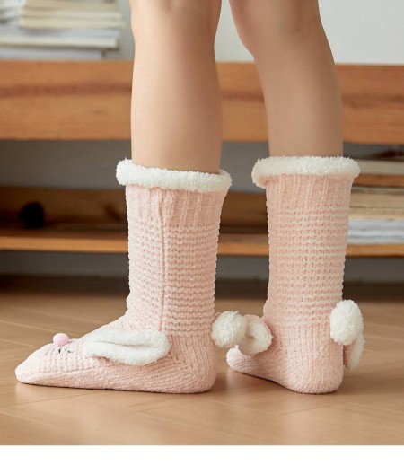 Плюшеві шкарпетки-тапочки Зайчики пудра