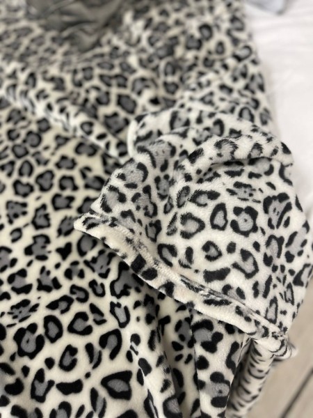 Плюшевый плед микрофибра (покрывало на диван Королевское) Леопард